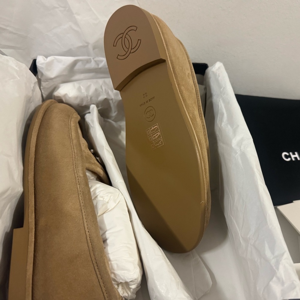 ❌SOLD❌ CHANEL Moccasins New in Box Dark Beige Loafers size 36 full set - Picture 5 of 8